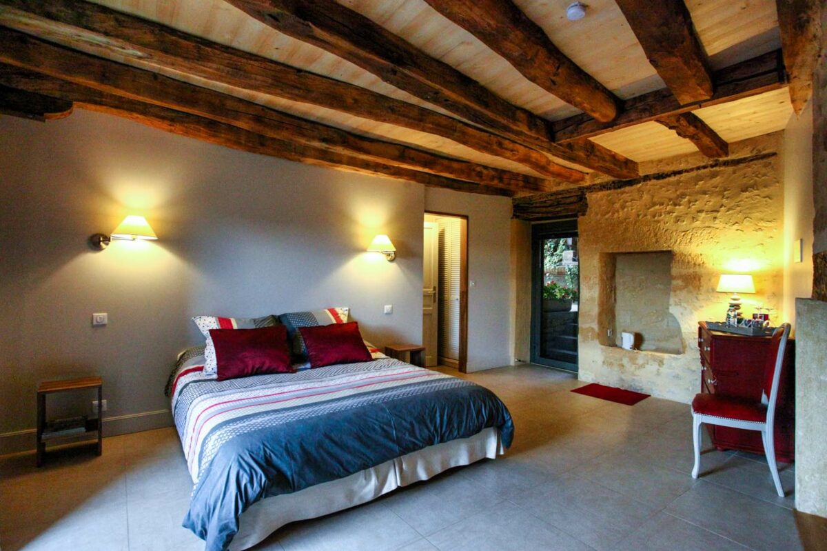 les-chambres-de-la-voie-verte-chambre-groseille-4x3-01