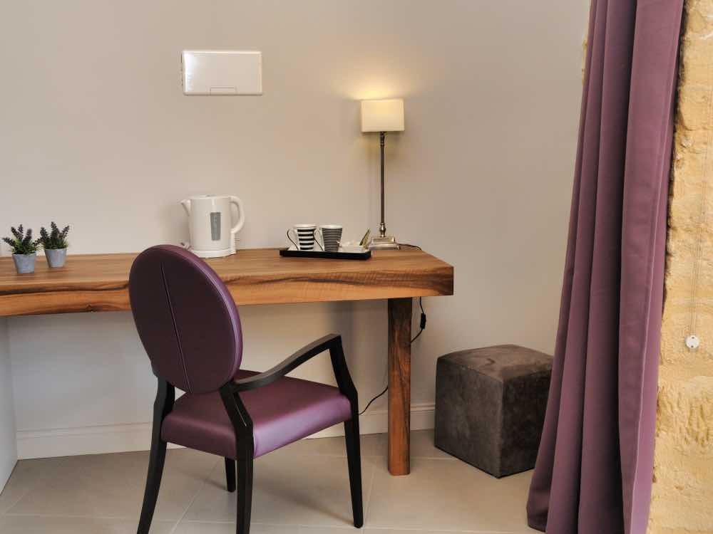 les-chambres-de-la-voie-verte-chambre-hote-lilas-4x3-02